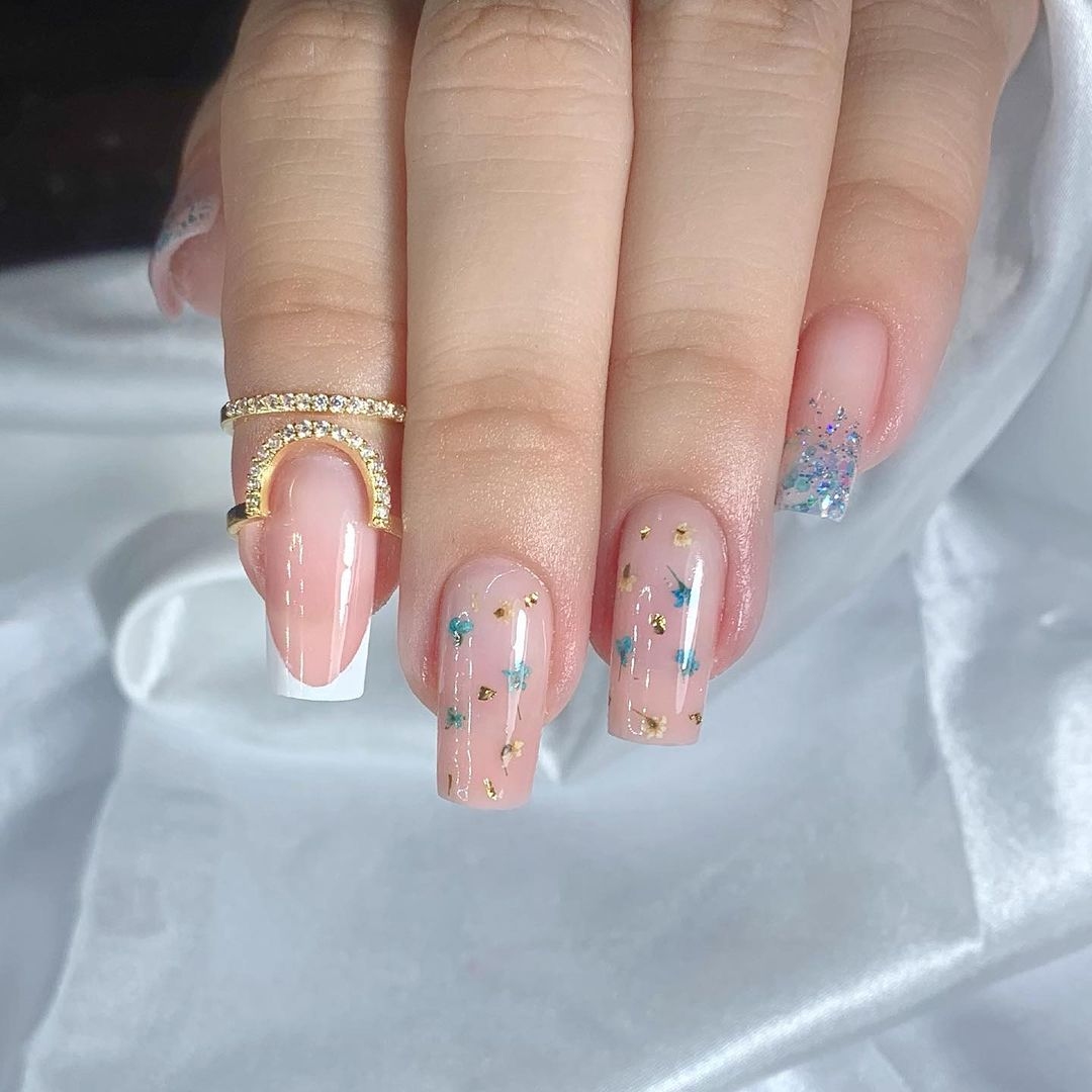 gabi_onails-1695503179974.jpg